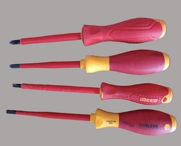 Tipos de Destornilladores: Todo lo que Necesitas Saber para Elegir Bien 9 Destornilladores para electricistas