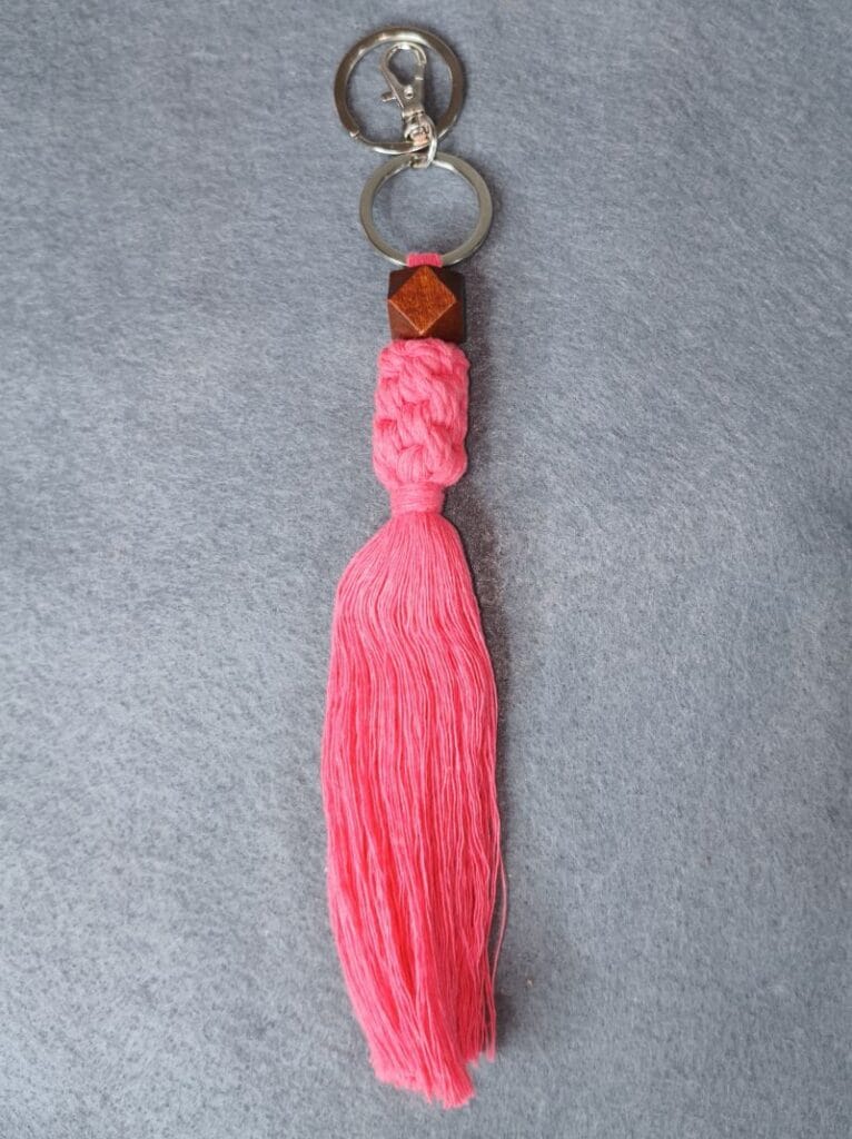 Llavero en macramé