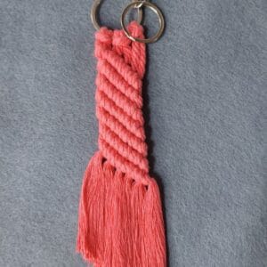 Llavero en macramé