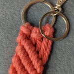 Llavero en macramé