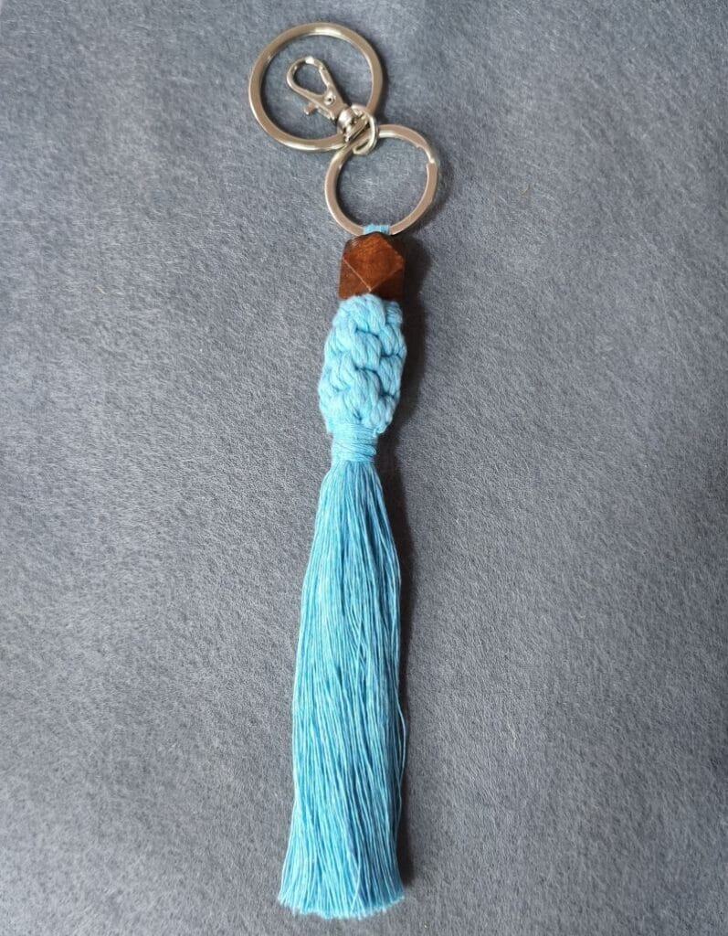 Llavero en macramé