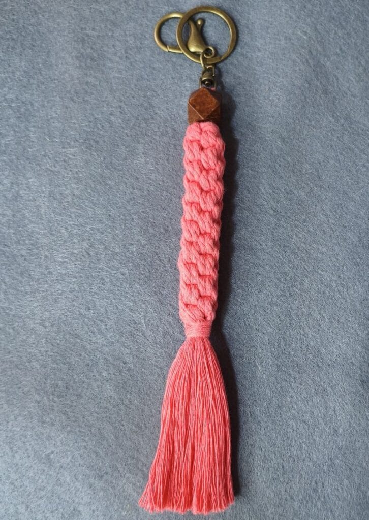 Llavero en macramé