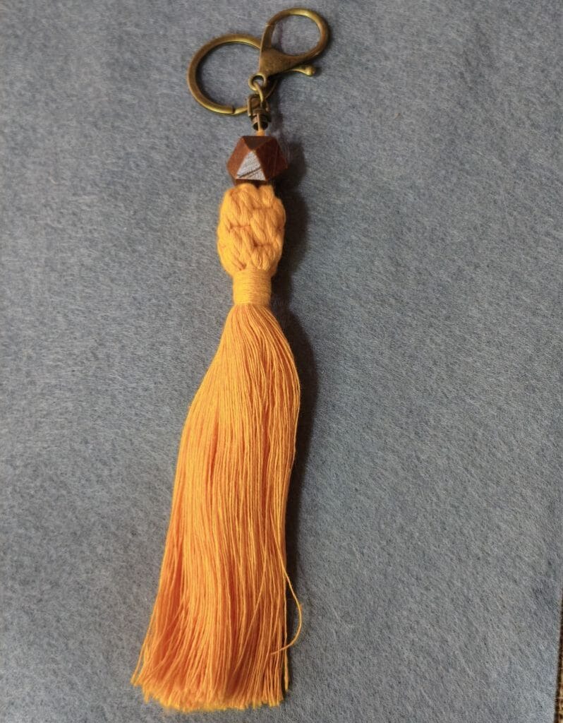 Llavero en macramé
