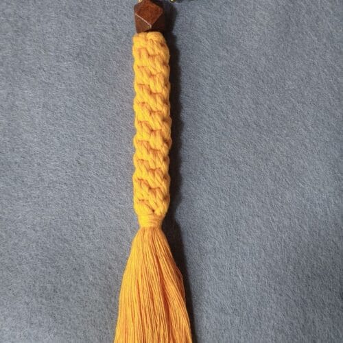 Llavero en macramé