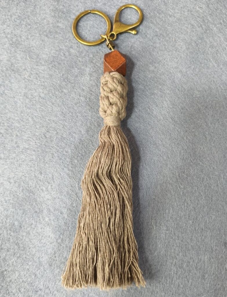 Llavero en macramé