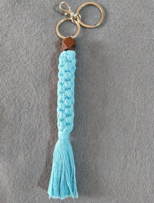 Lllavero en macramé
