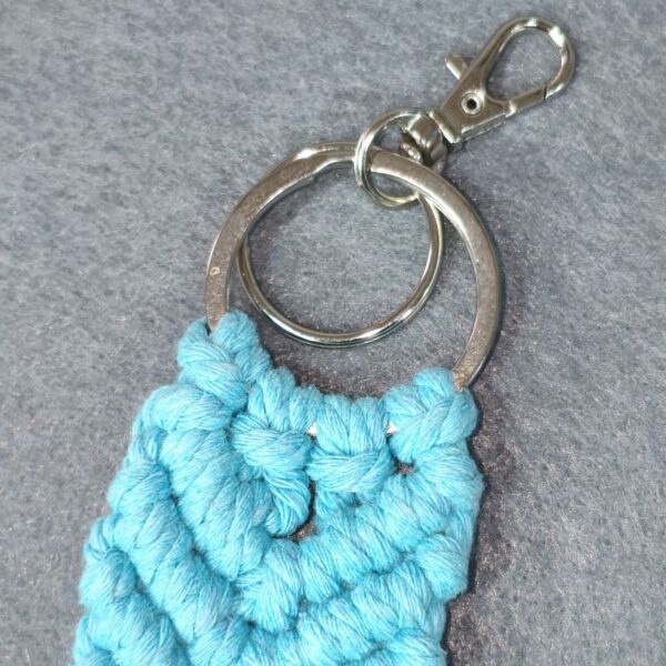 Llavero en macramé