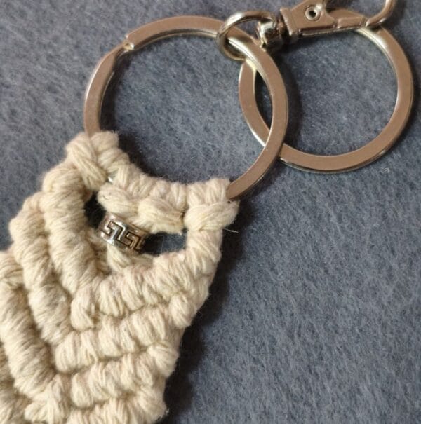 Llavero en macramé
