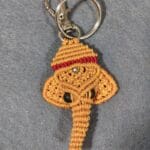 Llaveros en hilo encerado