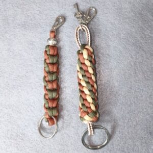 Llaveros en paracord