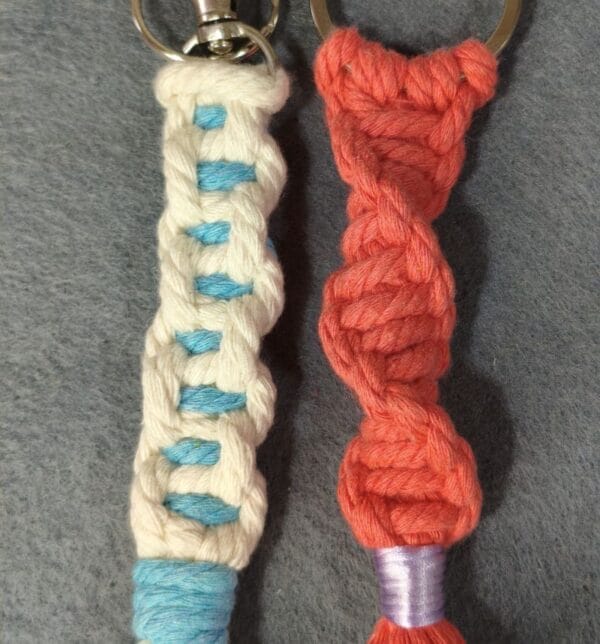Llavero en macramé