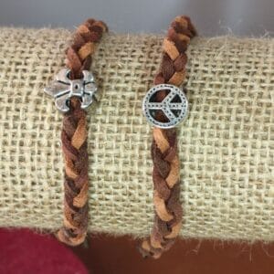 Pulseras de cuero