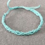 Pulsera de hilo encerado