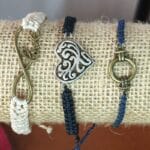 Pulseras de hilo encerado