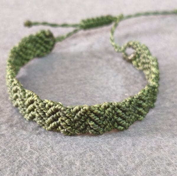 Pulsera de hilo encerado