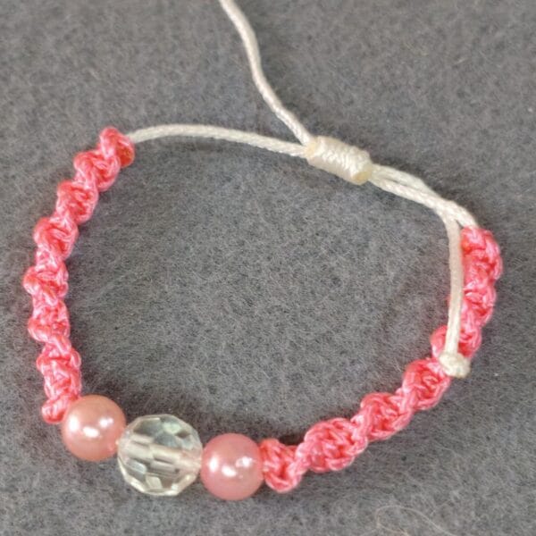 Pulseras de hilo encerado para niñas