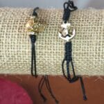 Pulseras de cuero y de hilko