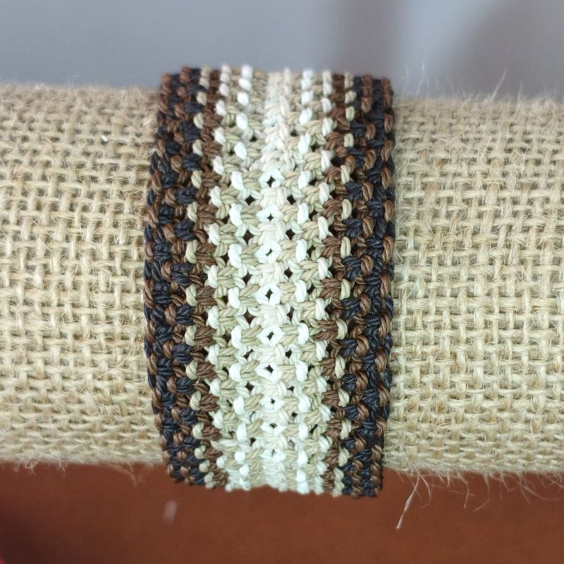 Pulsera de hilo encerado ancha