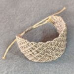 Pulsera de hilo encerado